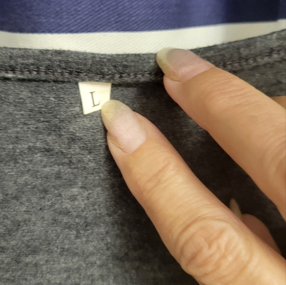 💀 Gray Skull Graphic Tank Top – Edgy Casual Streetwear | Size Large - Picture 4 of 5